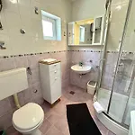 In 50805 Apartament *