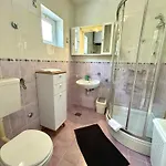 Apartament In 50805