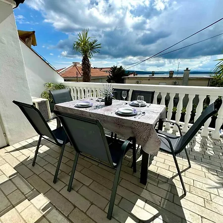 Apartament In 50805