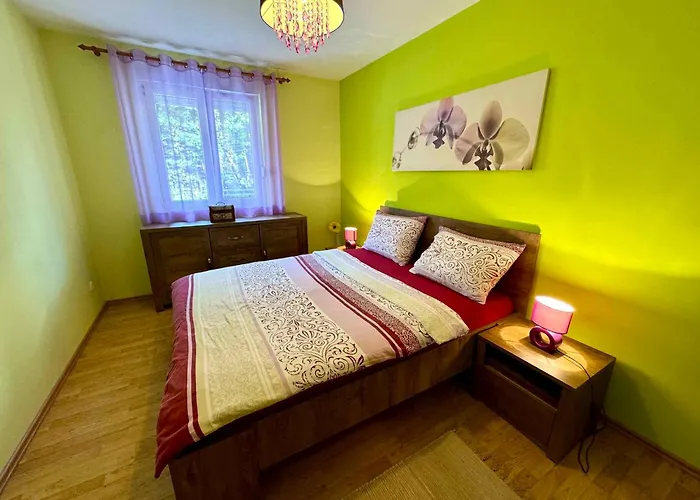 In 50805 Apartment