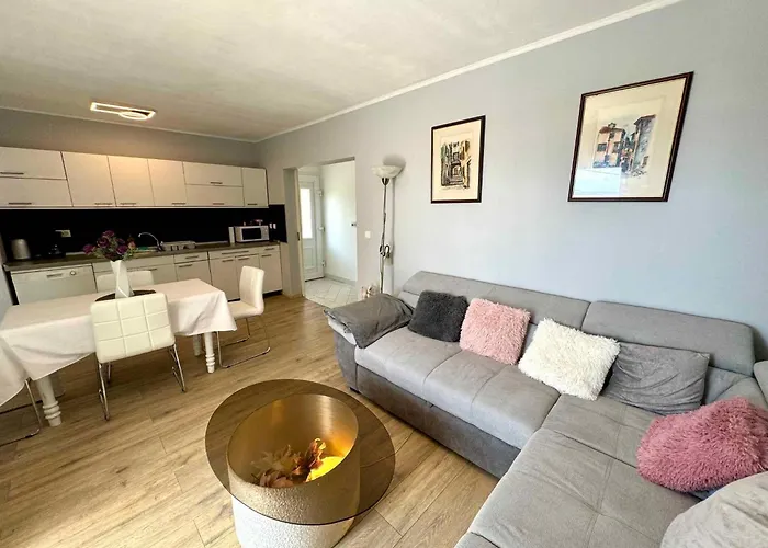 Apartmán In 50805 *